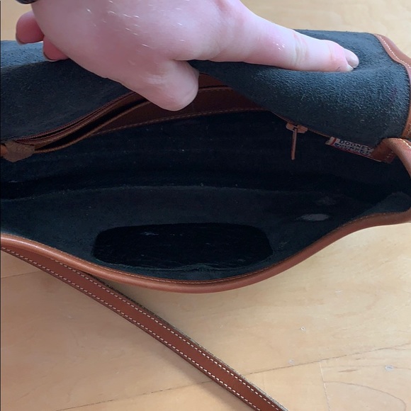 Dooney & Bourke Vintage Bag - Picture 8 of 13